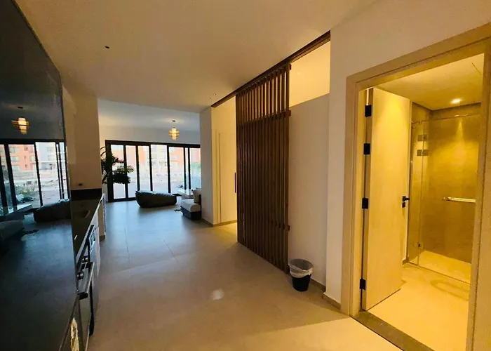 Apartment 1 Bedroom Kamaran